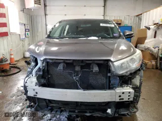 2016 Toyota Highlander LE with VIN 5TDBKRFH4GS258503, listed as a Copart auction lot 43762705 with 106,259 mi miles and Salvage Title. Bid and sale history available at carsss.com. Image 5.
