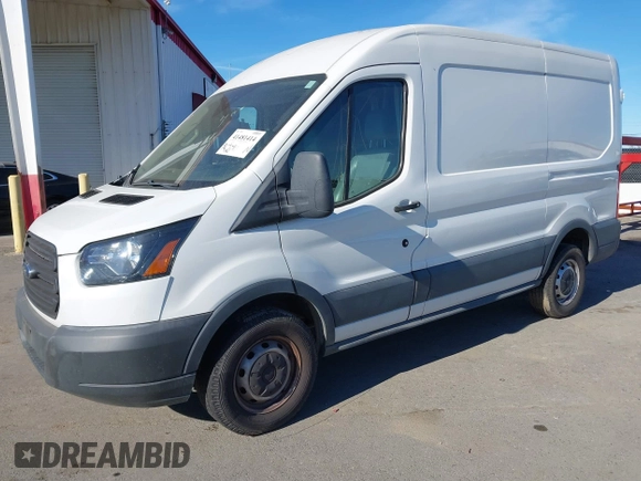 2018 Ford Transit with VIN 1FTYR1CM3JKA35165, listed as a IAAI auction lot 41481414 with 90,570 mi miles and . Bid and sale history available at DreamBid. Image 17.