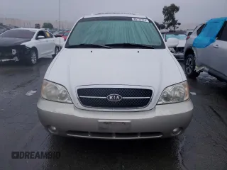 2005 Kia Sedona LX with VIN KNDUP132356753784, listed as a Copart auction lot 85112374 with 169,123 mi miles and Salvage Title. Bid and sale history available at carsss.com. Image 5.