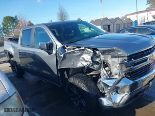 2019 Chevrolet Silverado 1500 LT with VIN 1GCUYDED7KZ335641, listed as a IAAI auction lot 41740080 with 89,922 mi miles. Bid and sale history available at carsss.com. Image 13.