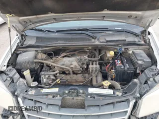 2010 Chrysler Town & Country Touring with VIN 2A4RR5D18AR466614, listed as a IAAI auction lot 41824475 with 242,881 mi miles. Bid and sale history available at carsss.com. Image 10.