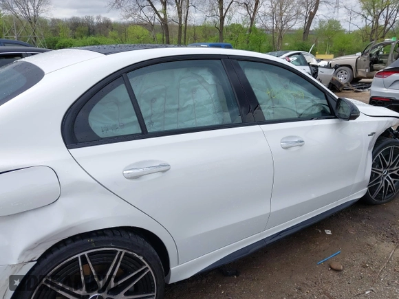 2024 Mercedes-Benz C 43 AMG with VIN W1KAF8HB0RR212189, listed as a IAAI auction lot 42082339 with 3,908 mi miles and . Bid and sale history available at DreamBid. Image 13.