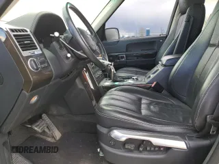 2011 Land Rover Range Rover SC Autobiography z VIN SALMP1E43BA350615, wystawiony jako Copart lot #55450564 z przebiegiem 105 266 mil mil oraz Szkoda całkowita • Salvage title. Historia ofert i sprzedaży dostępna na DreamBid. Obrazek 7.