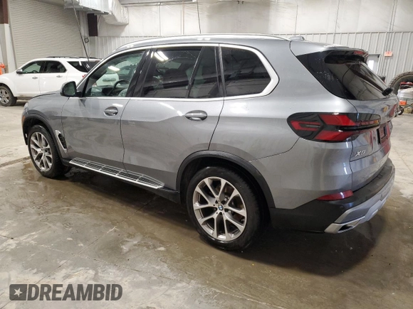 2025 BMW X5 sDrive40i with VIN 5UX13EU06S9W26538, listed as a Copart auction lot 50222715 with 0 mi miles and Clean Title. Bid and sale history available at carsss.com. Image 2.