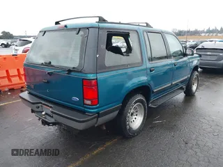 1994 Ford Explorer Eddie Bauer with VIN 1FMDU34X8RUB85544, listed as a IAAI auction lot 41136031 with Not provided miles and . Bid and sale history available at DreamBid. Image 4.