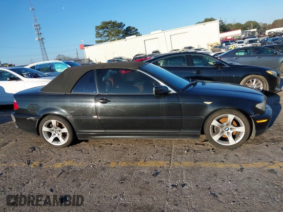 2004 BMW 3 Series 325Ci with VIN WBABW33414PL34071, listed as a IAAI auction lot 41594181 with 207,483 mi miles. Bid and sale history available at carsss.com. Image 13.