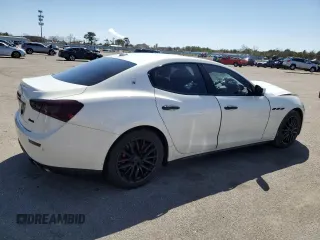 2017 Maserati Ghibli S Q4 z VIN ZAM57RTA6H1247079, wystawiony jako Copart lot #52099755 z przebiegiem 124 159 mil mil oraz Szkody całkowita. Historia ofert i sprzedaży dostępna na DreamBid. Obrazek 3.