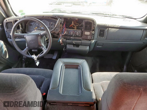 2000 Chevrolet Silverado 1500 with VIN 2GCEC19W6Y1335189, listed as a Copart auction lot 54317135 with Not Provided miles and Clean Title. Bid and sale history available at DreamBid. Image 8.