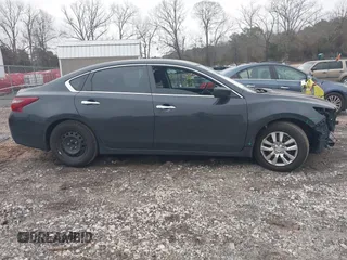 2018 Nissan Altima 2.5 S with VIN 1N4AL3AP9JC121401, listed as a IAAI auction lot 41508258 with 161,564 mi miles. Bid and sale history available at carsss.com. Image 13.