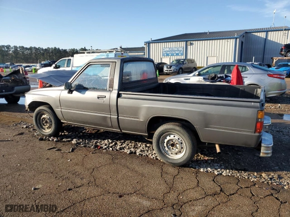 1988 Toyota 2WD Pickups with VIN JT4RN50R8J0362664, listed as a Copart auction lot 88119145 with 135,283 mi miles and Salvage Title. Bid and sale history available at carsss.com. Image 2.