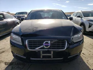 2011 Volvo S80 3.0L Turbo z VIN YV1902AH9B1147724, wystawiony jako Copart lot #42264955 z przebiegiem 190 361 mil mil oraz Szkoda całkowita • Salvage title. Historia ofert i sprzedaży dostępna na DreamBid. Obrazek 5.