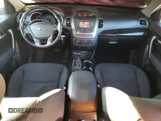 2015 Kia Sorento LX with VIN 5XYKTDA74FG608366, listed as a Copart auction lot 42083875 with 118,230 mi miles and Salvage Title. Bid and sale history available at carsss.com. Image 8.