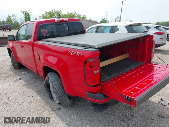 2018 Chevrolet Colorado 4WD LT z VIN 1GCHTCEN0J1137385, wystawiony jako IAAI lot #42415175 z przebiegiem 85 461 mil mil oraz . Historia ofert i sprzedaży dostępna na DreamBid. Obrazek 3.