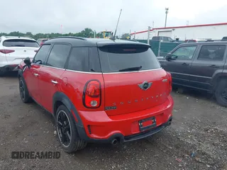 2015 MINI Countryman S with VIN WMWZC3C57FWT04338, listed as a IAAI auction lot 42524134 with 52,137 mi miles and . Bid and sale history available at DreamBid. Image 16.