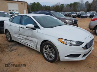 2018 Ford Fusion SE with VIN 3FA6P0HD7JR229022, listed as a IAAI auction lot 41758924 with 121,598 mi miles. Bid and sale history available at carsss.com. Image 1.