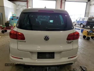2016 Volkswagen Tiguan S with VIN WVGBV7AX0GW607632, listed as a Copart auction lot 47170495 with 85,628 mi miles and Clean Title. Bid and sale history available at DreamBid. Image 6.