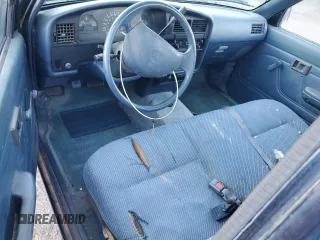 1994 Toyota Pickup DX with VIN JT4RN81P1R5194038, listed as a Copart auction lot 62742145 with 480,827 mi miles and Clean title. Bid and sale history available at DreamBid. Image 8.