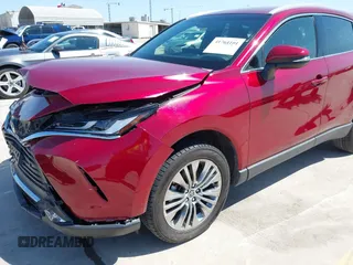 2022 Toyota Venza LE with VIN JTEAAAAH1NJ106479, listed as a IAAI auction lot 41764101 with 31,848 mi miles. Bid and sale history available at carsss.com. Image 18.