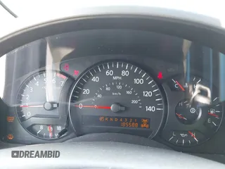 2005 Nissan Armada SE z VIN 5N1AA08B35N716999, wystawiony jako IAAI lot #42389230 z przebiegiem 185 588 mil mil oraz . Historia ofert i sprzedaży dostępna na DreamBid. Obrazek 7.