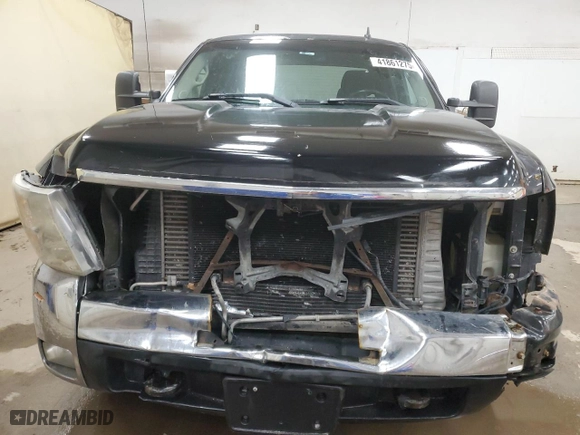 2008 Chevrolet Silverado 2500HD LT w/2LT with VIN 1GCHK29668E164240, listed as a Copart auction lot 41861275 with 595,145 mi miles and Clean Title. Bid and sale history available at carsss.com. Image 5.