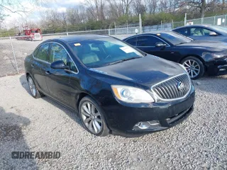 2012 Buick Verano with VIN 1G4PP5SK4C4196863, listed as a IAAI auction lot 42018675 with 197,431 mi miles. Bid and sale history available at carsss.com. Image 1.