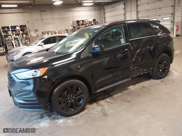2022 Ford Edge SE with VIN 2FMPK4G98NBA40316, listed as a IAAI auction lot 41262097 with 45,410 mi miles. Bid and sale history available at carsss.com. Image 2.
