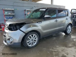 2019 Kia Soul + with VIN KNDJP3A54K7671452, listed as a Copart auction lot 51086715 with 32,853 mi miles and Non Repairable. Bid and sale history available at carsss.com. Image 1.