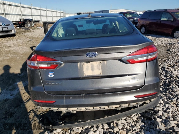 2020 Ford Fusion SE with VIN 3FA6P0HDXLR147336, listed as a Copart auction lot 79800464 with Not Provided miles and Salvage Title. Bid and sale history available at carsss.com. Image 6.