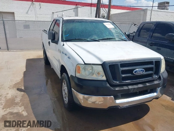 2005 Ford F-150 STX with VIN 1FTRX12W85NB75651, listed as a IAAI auction lot 41789580 with 235,133 mi miles. Bid and sale history available at carsss.com. Image 1.