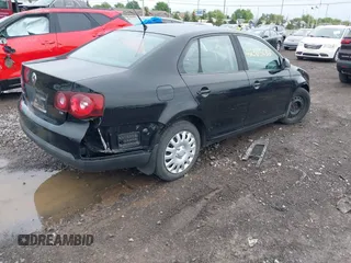 2008 Volkswagen Jetta S z VIN 3VWJM71K98M124551, wystawiony jako IAAI lot #42365053 z przebiegiem 198 002 mil mil oraz . Historia ofert i sprzedaży dostępna na DreamBid. Obrazek 4.