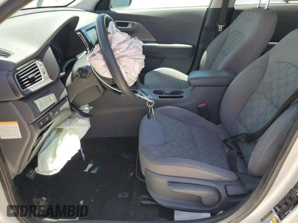 2017 Kia Niro LX with VIN KNDCB3LC8H5091046, listed as a Copart auction lot 63559304 with 79,530 mi miles and Salvage Title. Bid and sale history available at DreamBid. Image 7.
