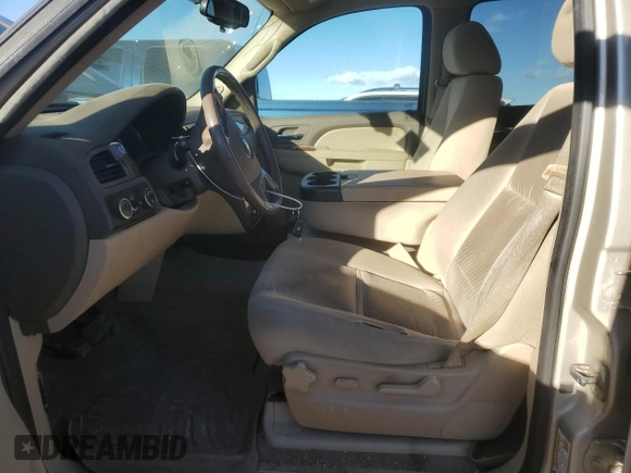 2013 Chevrolet Tahoe LS z VIN 1GNSKAE07DR129539, wystawiony jako Copart lot #86655974 z przebiegiem 120 655 mil mil oraz Szkoda całkowita • Salvage title. Historia ofert i sprzedaży dostępna na DreamBid. Obrazek 7.