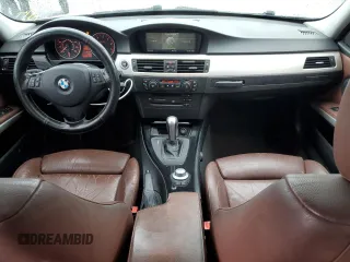 2006 BMW 3 Series 330i с VIN WBAVB33536PS19010, выставлен на аукционе Copart как лот 52313985 с пробегом 262 388 миль миль и Чистый • Clean title. История ставок и продаж доступна на DreamBid. Изображение 8.
