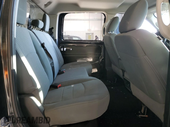2018 Ram 1500 Express с VIN 1C6RR7KG0JS335952, выставлен на аукционе Copart как лот 42507795 с пробегом 70 245 миль миль и Списание • Salvage title. История ставок и продаж доступна на DreamBid. Изображение 11.