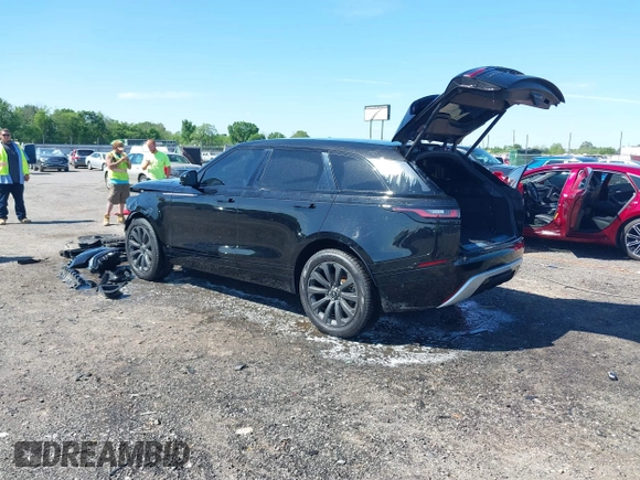 2021 Land Rover Range Rover Velar R-Dynamic S z VIN SALYT2EX8MA298026, wystawiony jako IAAI lot #42005958 z przebiegiem 29 181 mil mil oraz . Historia ofert i sprzedaży dostępna na DreamBid. Obrazek 3.