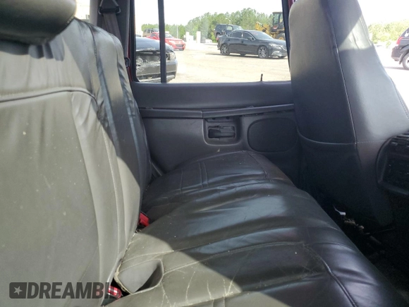 2001 Ford Explorer Eddie Bauer z VIN 1FMZU84P81ZA61333, wystawiony jako Copart lot #56927345 z przebiegiem 205 865 mil mil oraz Szkoda całkowita • Salvage title. Historia ofert i sprzedaży dostępna na DreamBid. Obrazek 10.