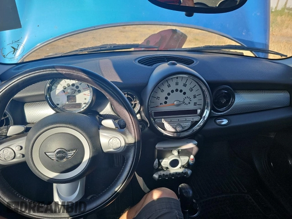2009 MINI Hardtop S with VIN WMWMF73519TW86705, listed as a Copart auction lot 59819515 with 80,443 mi miles and Clean title. Bid and sale history available at DreamBid. Image 9.