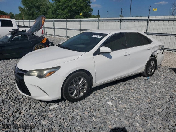 2015 Toyota Camry XLE with VIN 4T1BF1FK3FU041676, listed as a Copart auction lot 50901295 with NaN miles and Salvage Title. Bid and sale history available at carsss.com. Image 1.