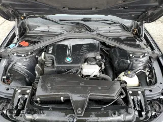 2016 BMW 3 Series 320i xDrive с VIN WBA8E5G50GNU21486, выставлен на аукционе Copart как лот 52612825 с пробегом 74 367 миль миль и Списание • Salvage title. История ставок и продаж доступна на DreamBid. Изображение 11.