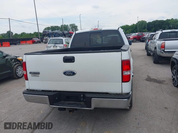 2008 Ford F-150 XLT z VIN 1FTPW14V88FA53479, wystawiony jako IAAI lot #42544841 z przebiegiem 137 829 mil mil oraz . Historia ofert i sprzedaży dostępna na DreamBid. Obrazek 16.