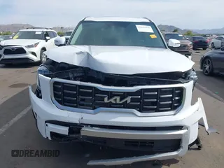 2025 Kia Telluride S with VIN 5XYP64GC2SG571197, listed as a IAAI auction lot 42255912 with 6,043 mi miles and . Bid and sale history available at DreamBid. Image 12.