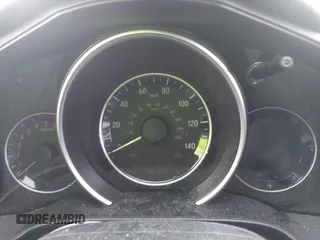 2016 Honda Fit LX z VIN JHMGK5H58GS011783, wystawiony jako IAAI lot #42194425 z przebiegiem Nie podano mil oraz . Historia ofert i sprzedaży dostępna na DreamBid. Obrazek 7.