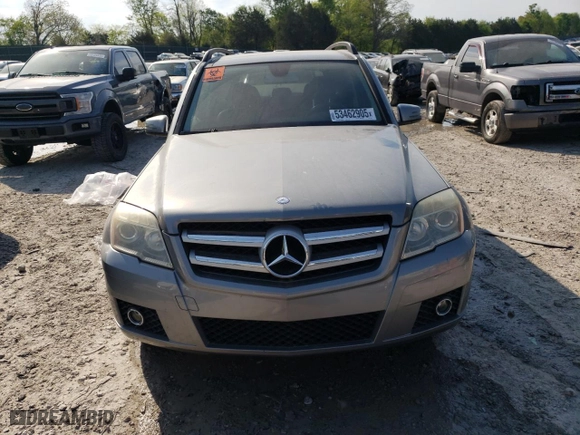 2010 Mercedes-Benz GLK-Class GLK 350 with VIN WDCGG8HB2AF426389, listed as a Copart auction lot 53462905 with 172,734 mi miles and Clean Title. Bid and sale history available at carsss.com. Image 5.