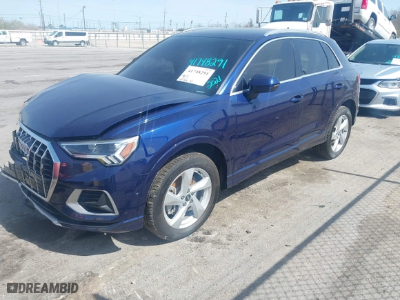 2021 Audi Q3 Premium Plus with VIN WA1BUCF35M1081281, listed as a IAAI auction lot 41748291 with 66,261 mi miles. Bid and sale history available at carsss.com. Image 17.