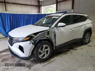 2022 Hyundai Tucson SEL z VIN KM8JBCAE6NU066526, wystawiony jako Copart lot #52564555 z przebiegiem 44 979 mil mil oraz Szkoda całkowita • Salvage title. Historia ofert i sprzedaży dostępna na DreamBid. Obrazek 1.