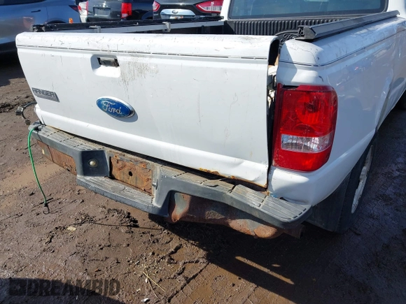 2008 Ford Ranger XL z VIN 1FTYR10D18PA71955, wystawiony jako IAAI lot #41704181 z przebiegiem 98 934 mil mil oraz . Historia ofert i sprzedaży dostępna na DreamBid. Obrazek 12.