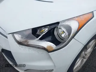 2013 Hyundai Veloster w/Gray Int с VIN KMHTC6AD5DU089115, выставлен на аукционе IAAI как лот 42498078 с пробегом 119 144 миль миль и . История ставок и продаж доступна на DreamBid. Изображение 6.