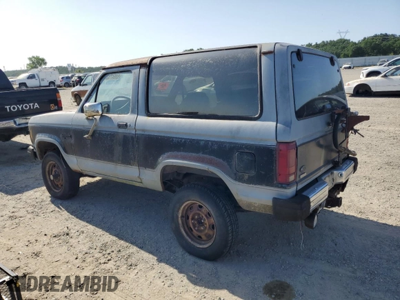 1984 Ford Bronco with VIN 1FMCU14S6EUA81956, listed as a Copart auction lot 53947335 with 2,868 mi miles and Clean title. Bid and sale history available at DreamBid. Image 2.