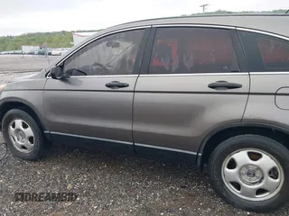 2010 Honda CR-V LX z VIN 5J6RE3H38AL000217, wystawiony jako IAAI lot #42051176 z przebiegiem 221 590 mil mil oraz . Historia ofert i sprzedaży dostępna na DreamBid. Obrazek 14.