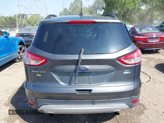 2016 Ford Escape SE with VIN 1FMCU9GX5GUC24730, listed as a IAAI auction lot 40172504 with 139,925 mi miles. Bid and sale history available at carsss.com. Image 17.